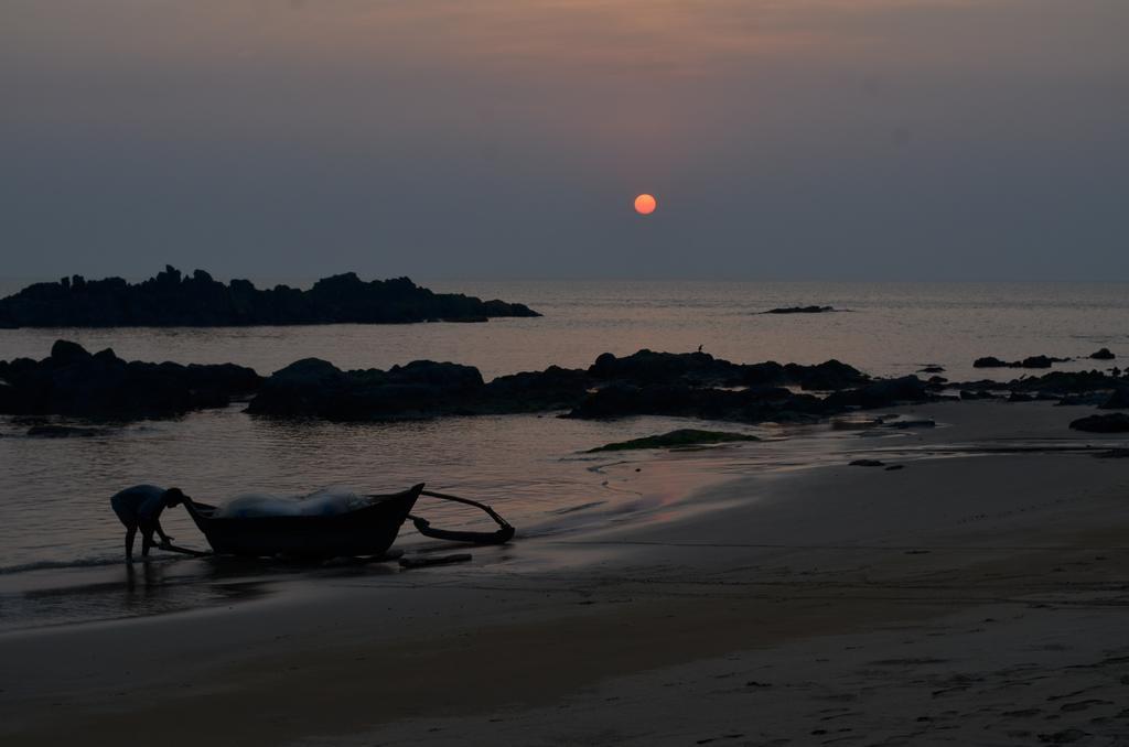 Cola Beach Sunset Bay 外观 照片